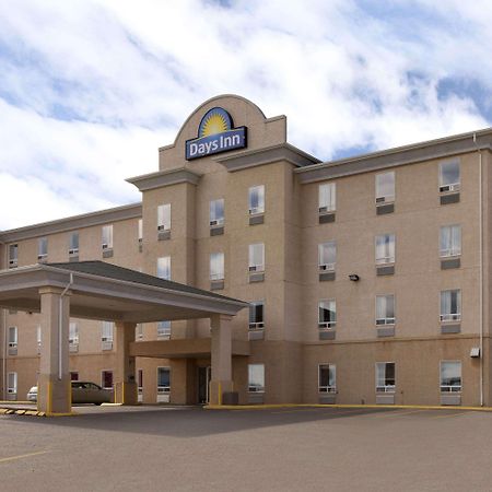 Days Inn By Wyndham Prince Albert Extérieur photo